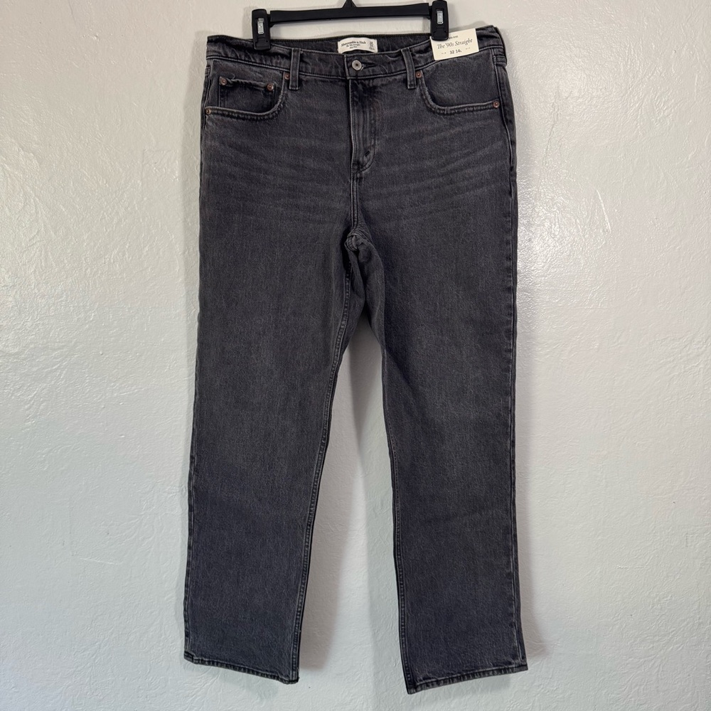 Abercrombie & Fitch The 90’s Straight Leg Jeans New